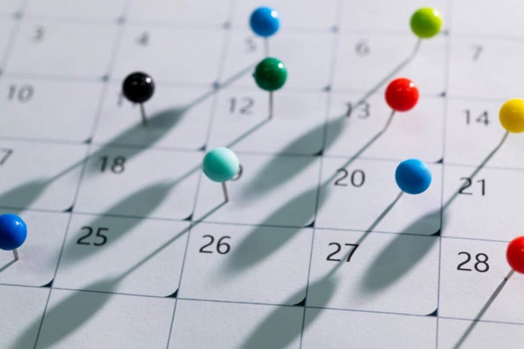 This Dividend Stock Pays 5.1% and Sends Cash Every Month How to Build a Paycheque Portfolio With 2 Stocks That Pay Monthly