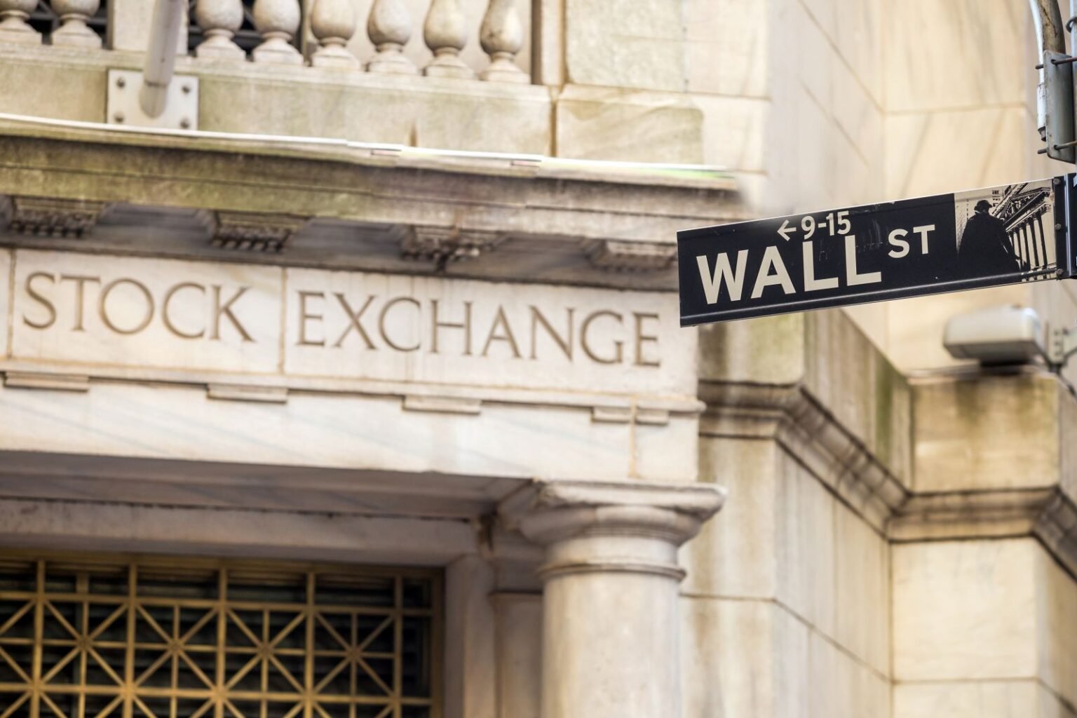Stocks Finish Higher on Iran Ceasefire Hopes