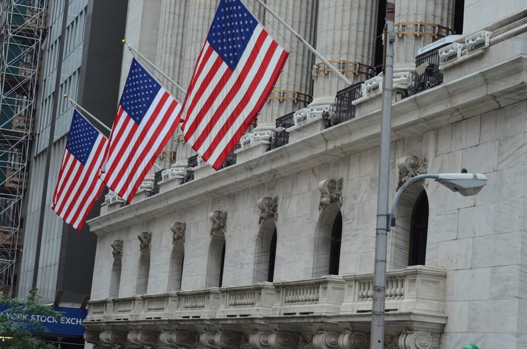 Stocks Settle Sharply Higher on Middle East Peace Hopes